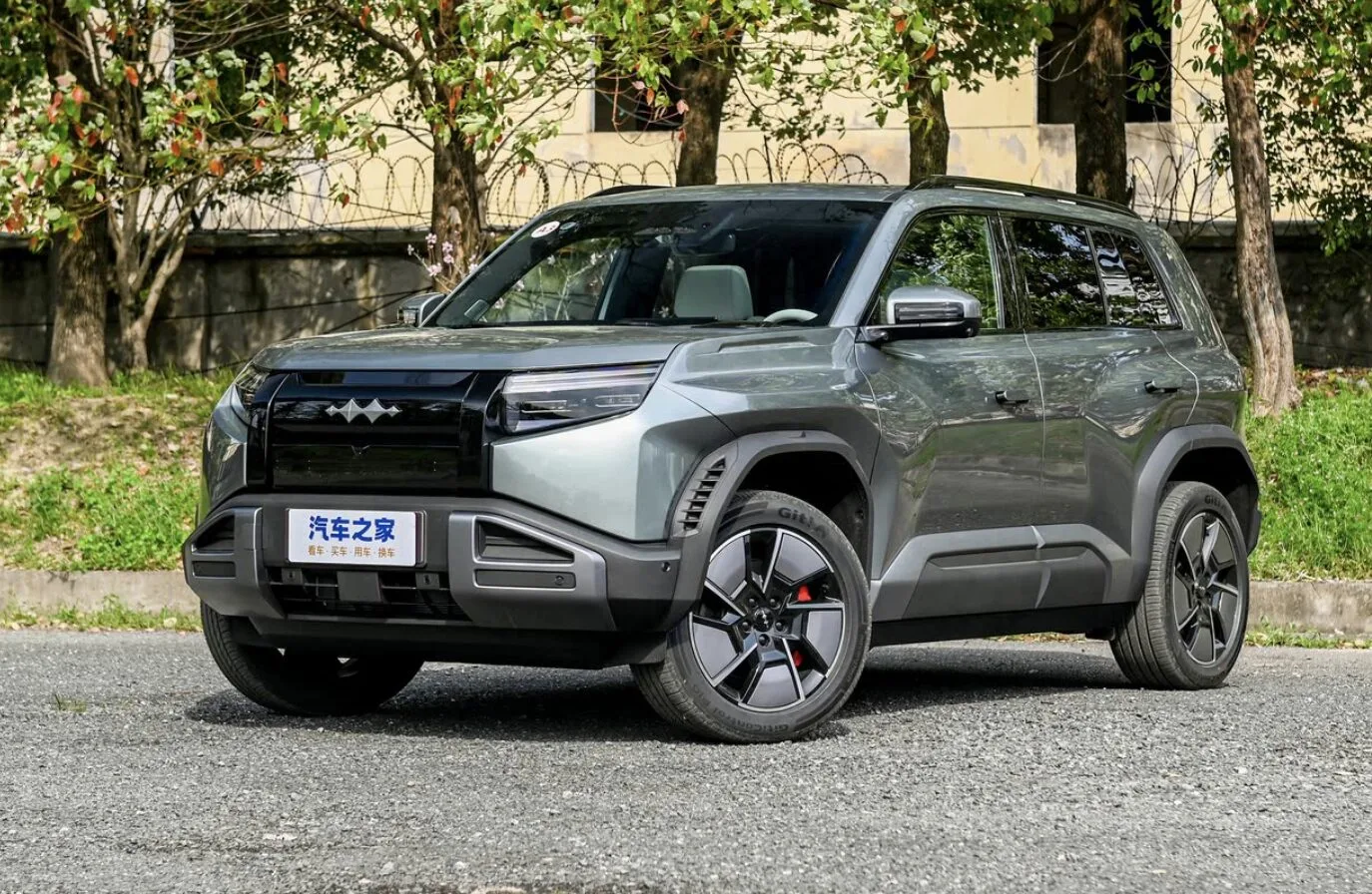 BYD Leopard 3 — фото 4, екстер’єр