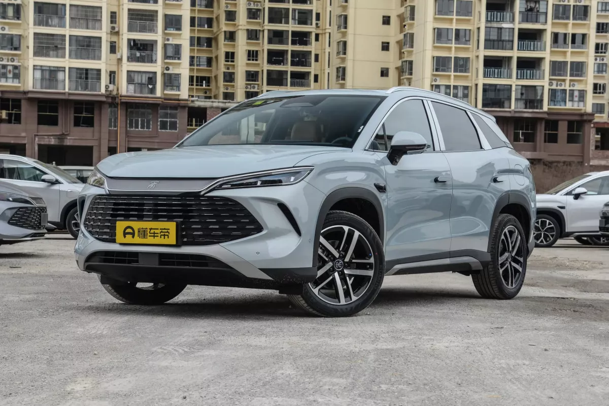 BYD Song L DM-i — фото 3, екстер’єр