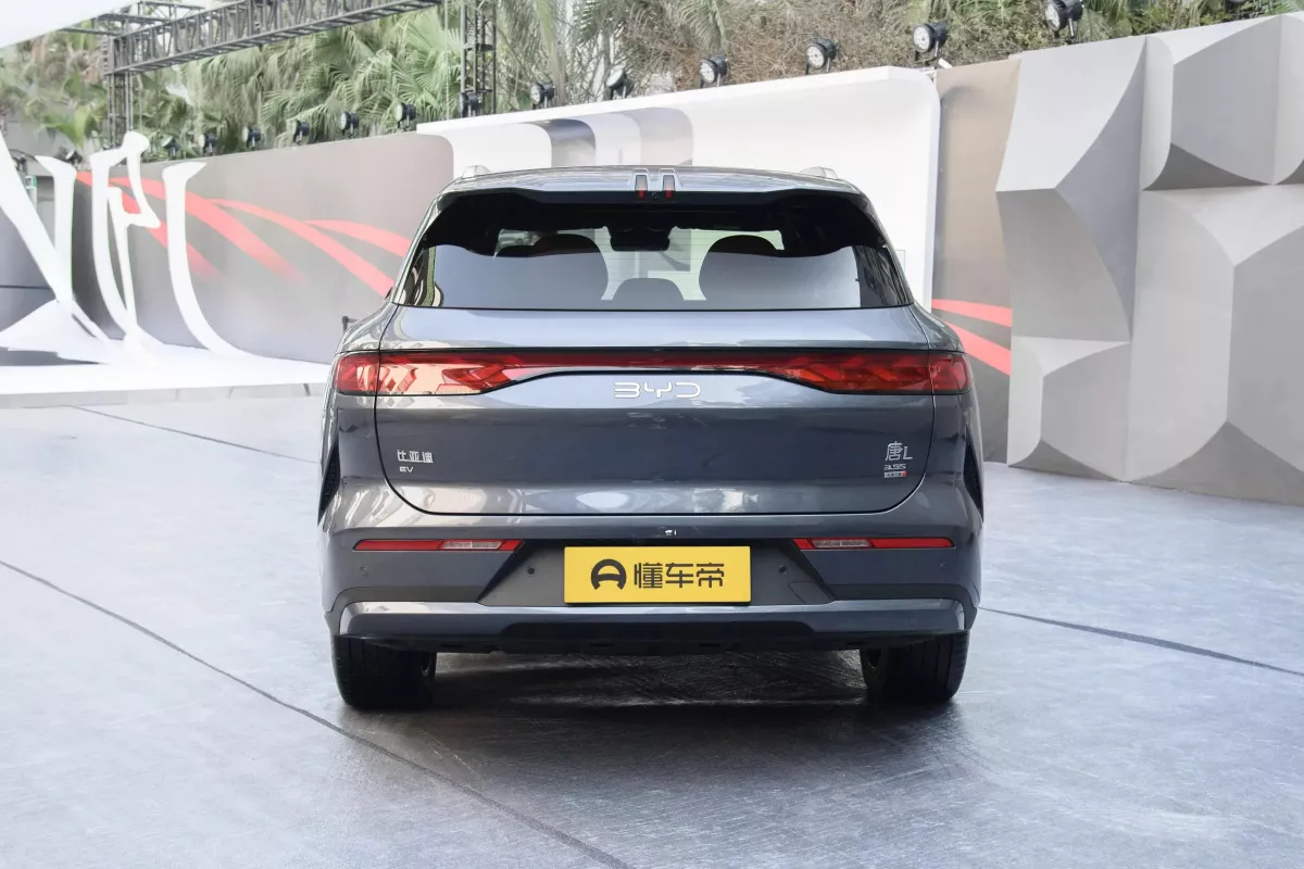 BYD Tang L — фото 9, екстер’єр